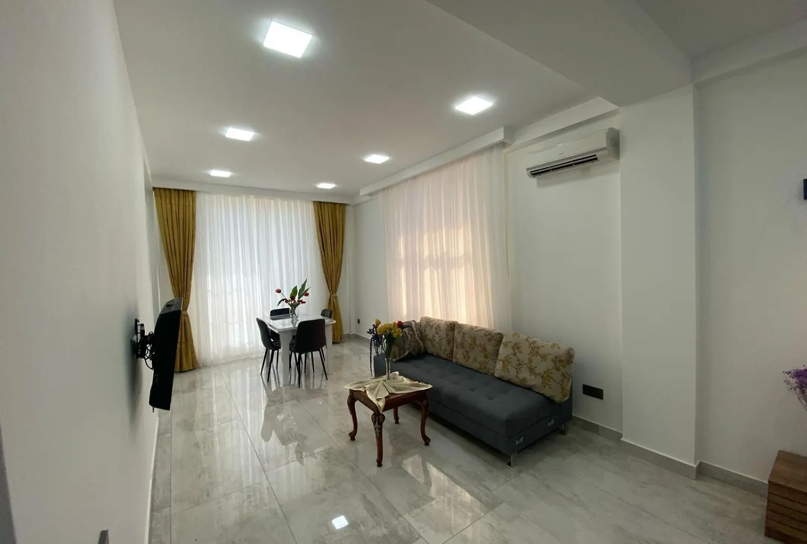 Delmar Luxury Residence Of The Caspi Baku